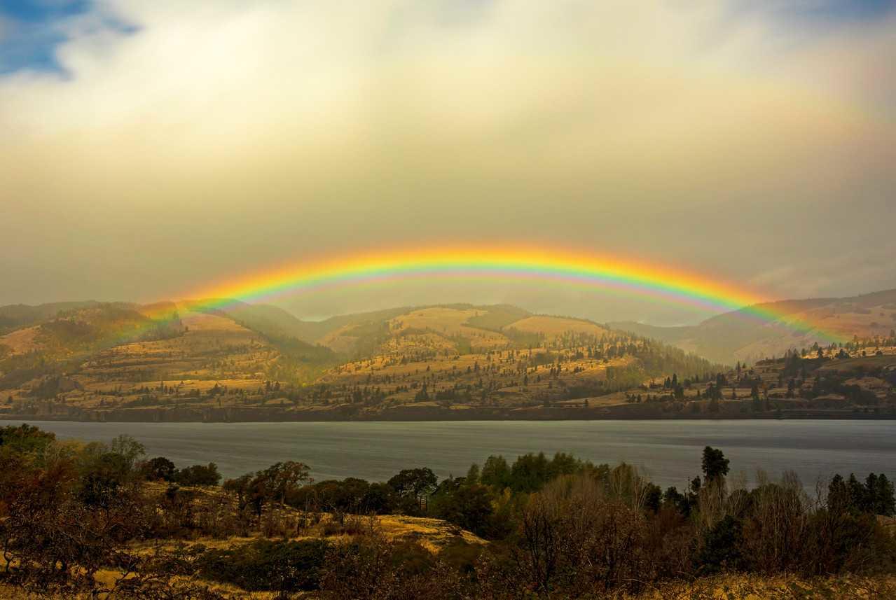 Memaloose State Park, Rainbow: Cate Hotchkiss