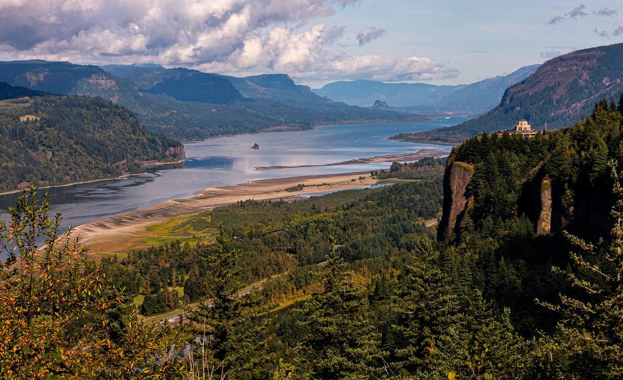 Portland Women's Forum, View of the Gorge: Dennis Reichelt