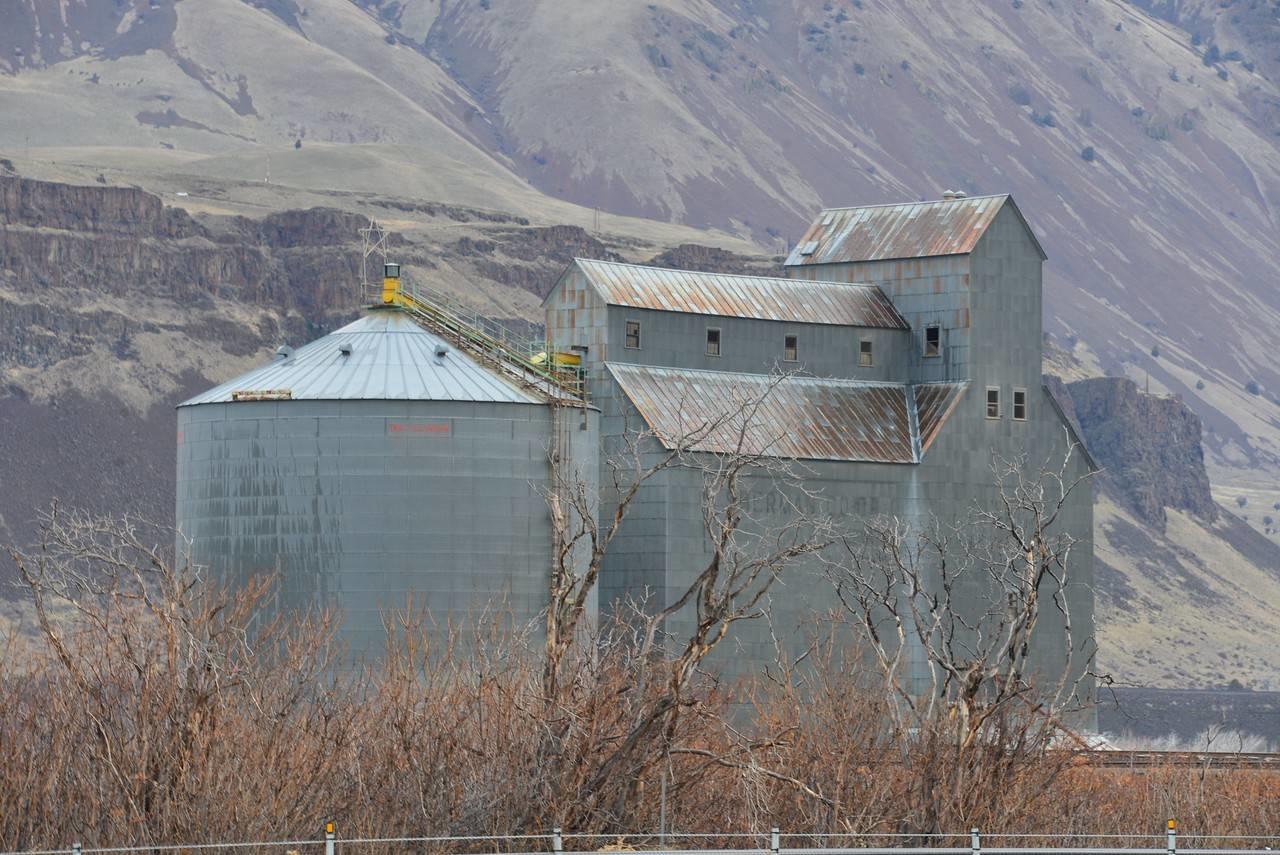 (Co-Winner) Youth Photographer- Ryan Betts: Grain Elevator