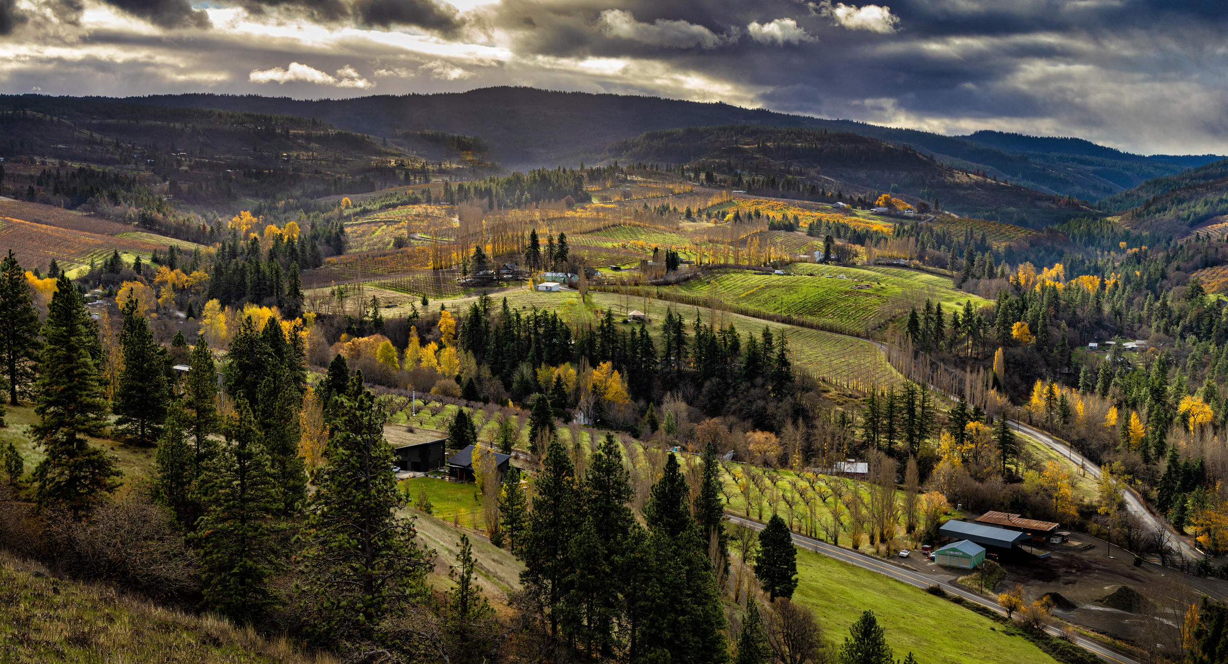 Don Jacobson / From Mosier Plateau