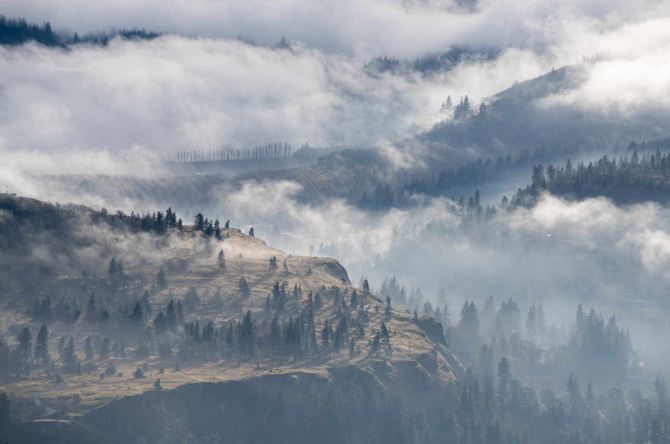 Scenic Eastern Gorge winner view of Mosier from Catherine Creek